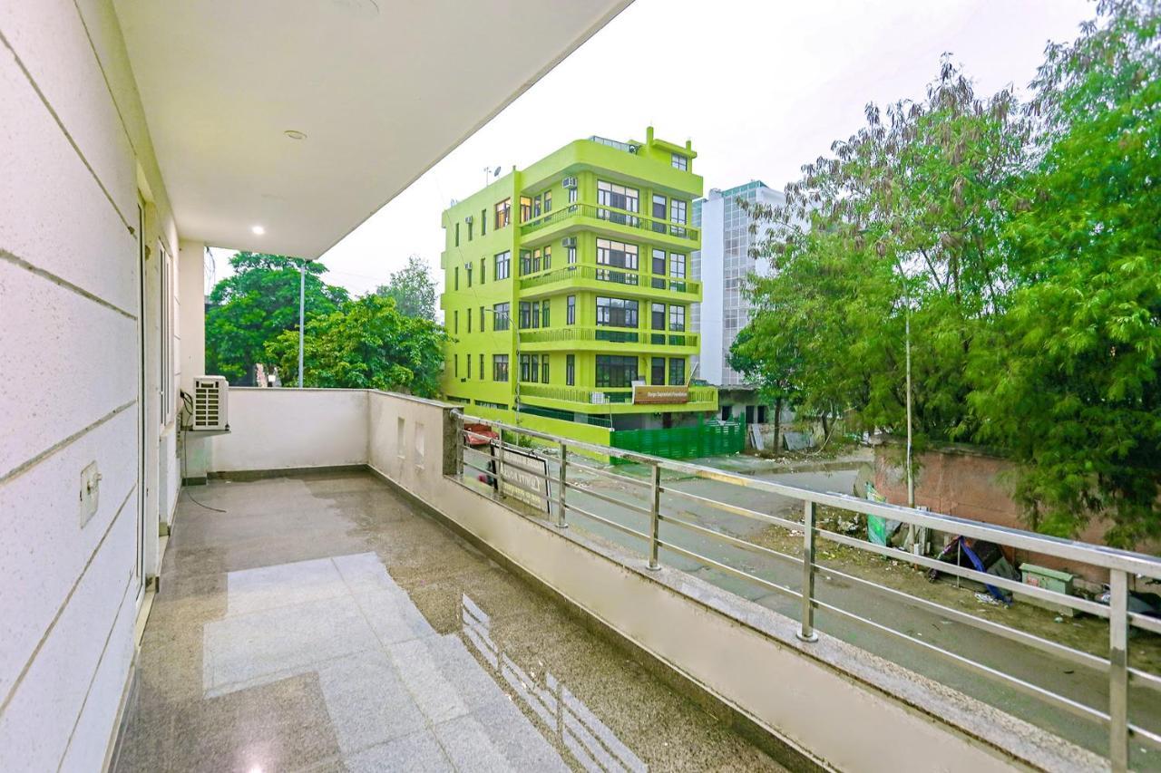 Fabhotel White House Bnb - Nr Yashobhoomi Convention Centre Delhi  Exterior photo